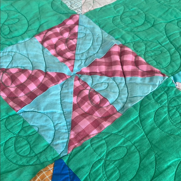 HANDMADE VINTAGE Pieced QUILT Colorful Patchwork - Picture 5 of 13